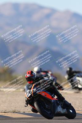 media/Dec-07-2025-CVMA (Sun) [[3e7d2de5dc]]/Race 12- Formula 40 MW and LW/